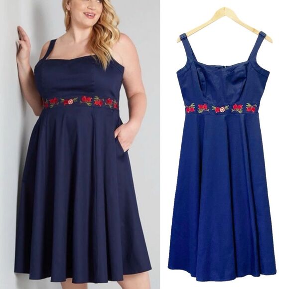 NWT ModCloth x Collectif Laureen Navy Red Pomegranate Swing Dress Size 8 Medium - Picture 15 of 15